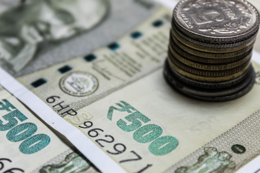 RBI FCNR(B) Swap Scheme 2026: Higher Returns for NRIs with Limited-Time Benefits