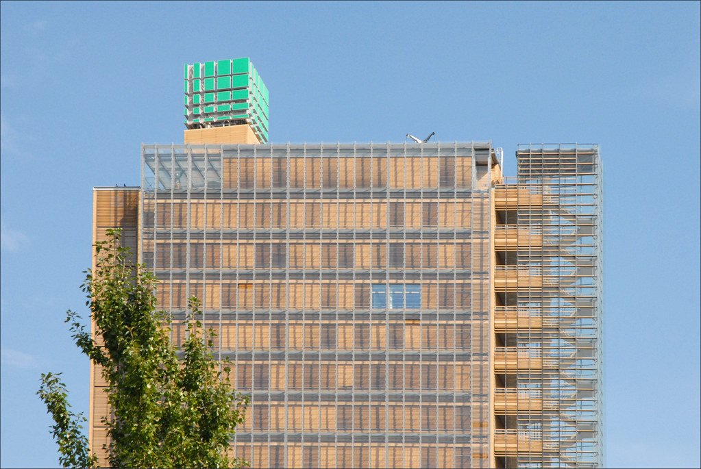 Consumer Court Adjudicates Real Estate Dispute Involving Omaxe Chandigarh Extension